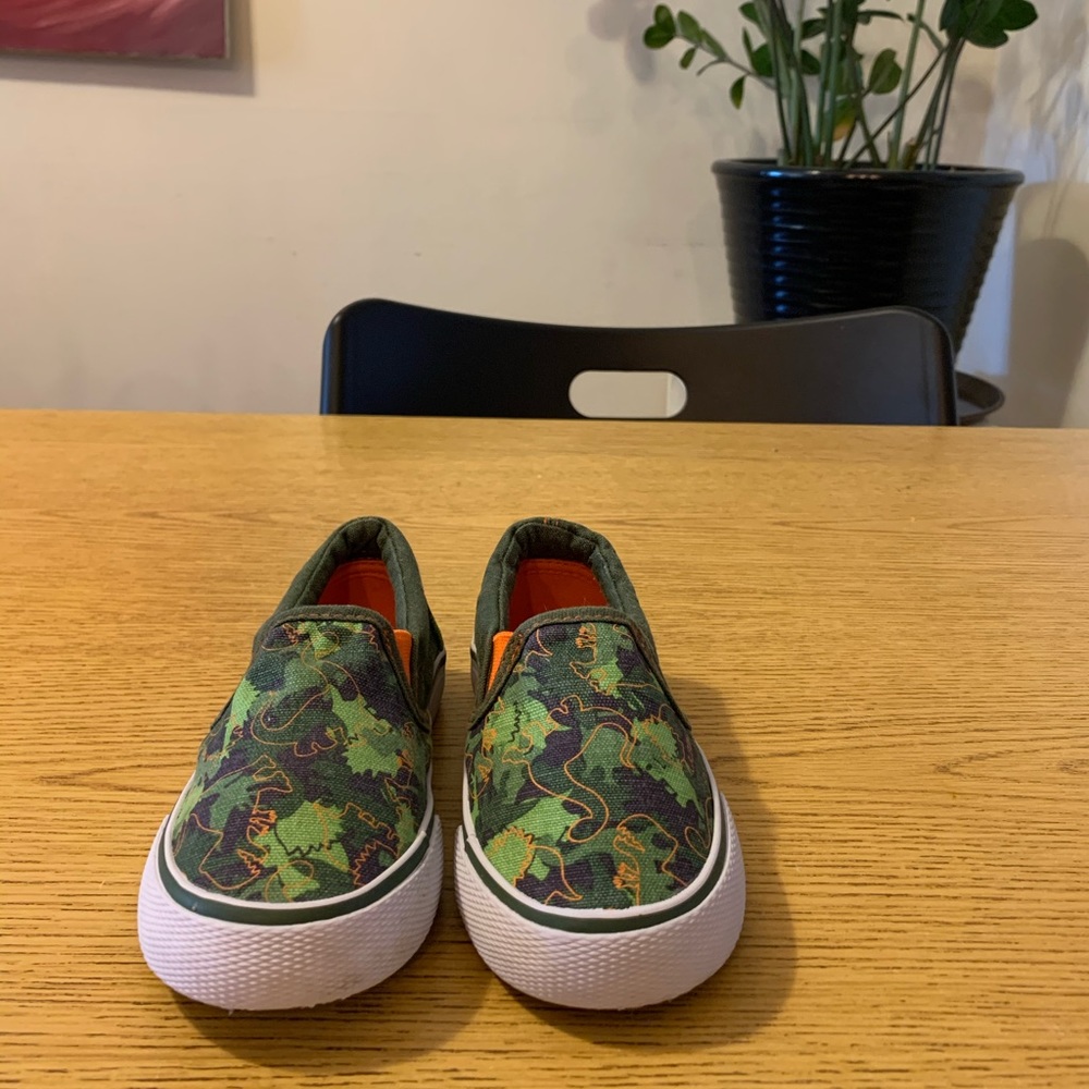 Joe Boxer canvas slip on camouflage dinosaur us 8